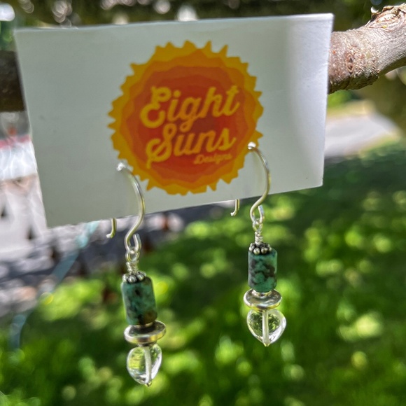 Glass heart drops with African Turquoise earrings - Picture 3 of 4